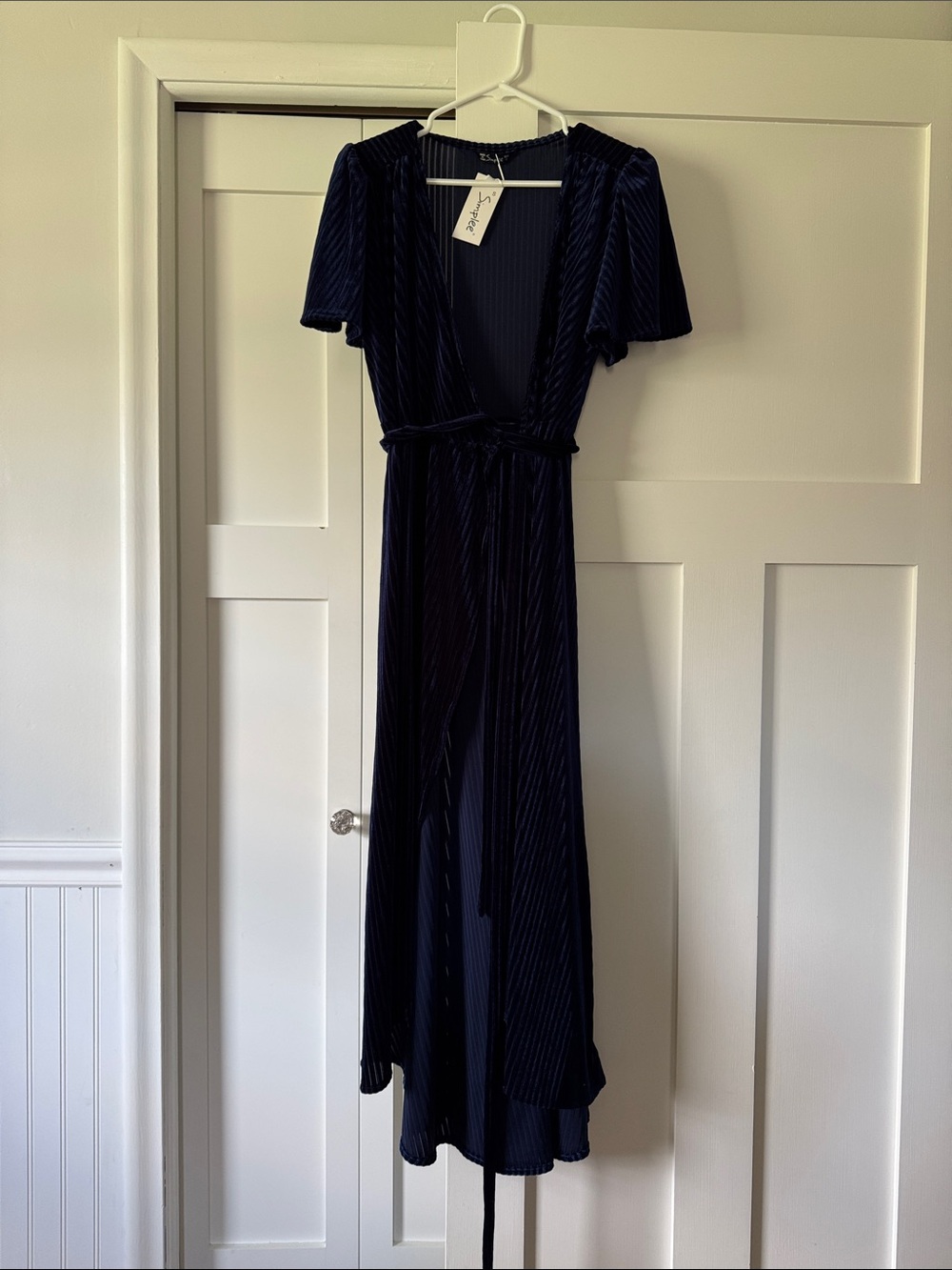 Women's Navy Velvet Wrap Midi Dress